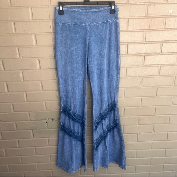 Chatoyant Steele Blue Stretch Lounge Flare Pants M Fringe $98 - Picture 4 of 7